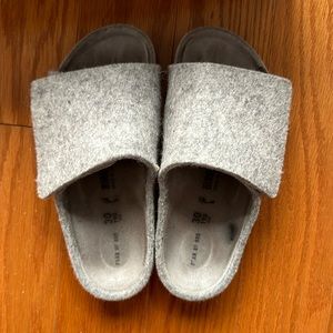 Fear of God x Birkenstock kids sandals size 30! Previously owned by Kardashians!